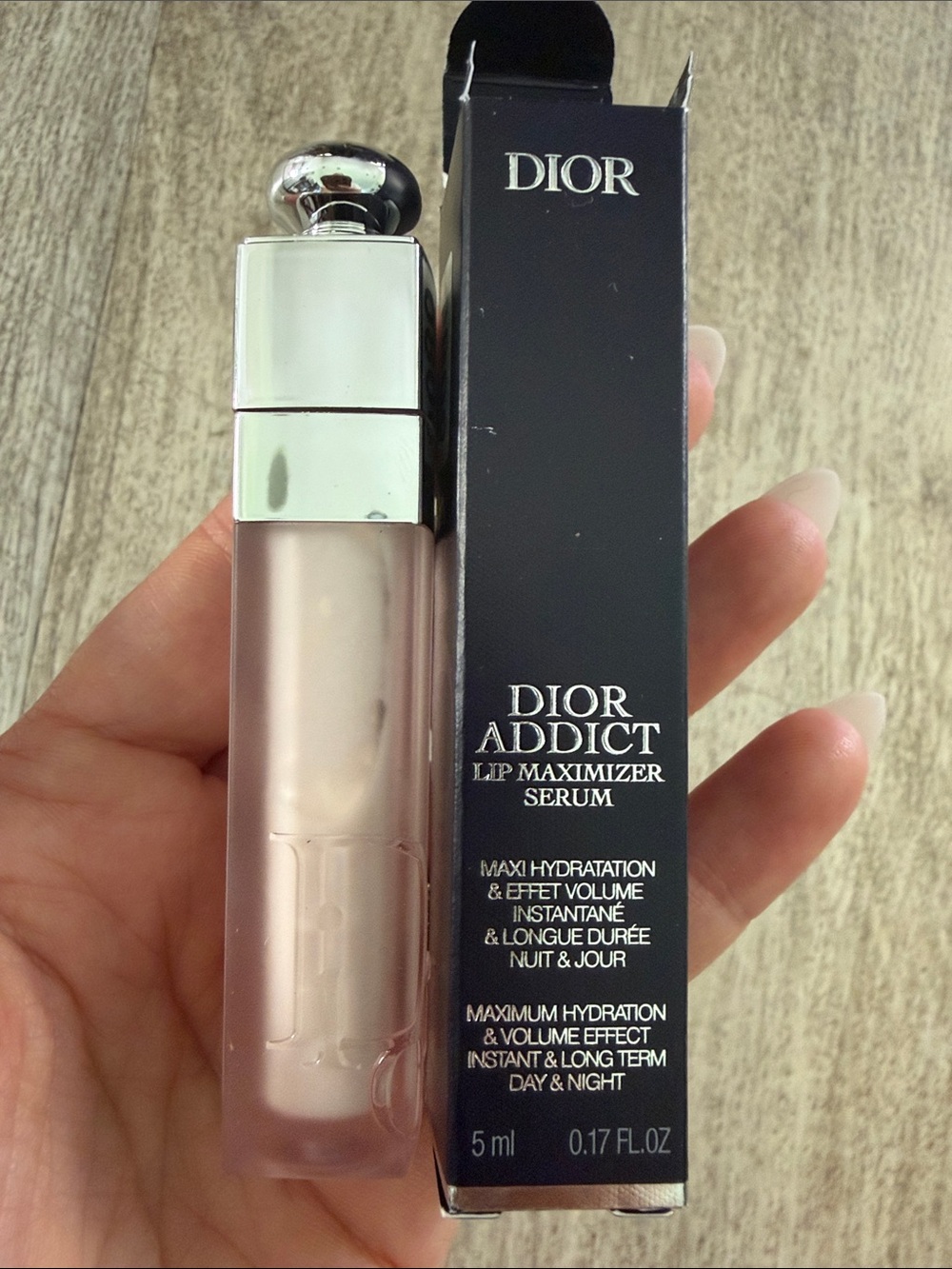 Dior Addict Lip Maximizer Serum - clear